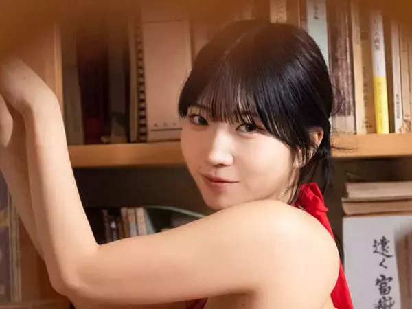 “最胸の超新星”グラビア挑戦のアイドル24歳、ピチピチの素肌　入浴ショットも