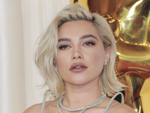 フローレンス・ピュー、インティマシーコーディネーターとの仕事を正直に語る「良い人もいれば悪い人もいた」