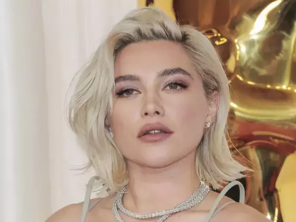 フローレンス・ピュー、インティマシーコーディネーターとの仕事を正直に語る「良い人もいれば悪い人もいた」