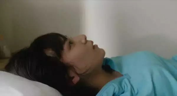 すれ違う人々の人生が、一本の電車の遅延をきっかけに静かに交差する――『めぐる』予告＆場面写真など一挙解禁