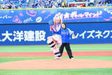 「エルフ、DeNAベイスターズにギャルマインド注入！　荒川「ベイスターズしか勝たん！」」の画像1