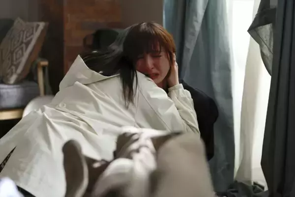 『サレタ側の復讐』“佳乃”篠田麻里子、一線を越えた衝撃ラスト　ネット騒然「佳乃さんがラスボス」「もう主役」（ネタバレあり）