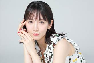吉岡里帆、“腸閉塞”で降板発表の女優へメッセージ「心より早い回復と復帰をお祈りします」