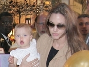 ブラッド・ピット＆アンジェリーナ・ジョリーの娘シャイロ、母そっくりに成長！