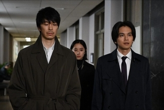 『アンチヒーロー』第2話　“明墨”長谷川博己、殺人事件の新証拠に対抗　過去の裁判記録から仮説を立てる