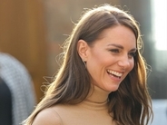 英キャサリン皇太子妃、妃に会うため美容室をキャンセルした女性にパーフェクトなコメント