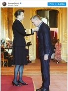 ダニエル・クレイグ、英王室からジェームズ・ボンドと同じ名誉勲章を授与される