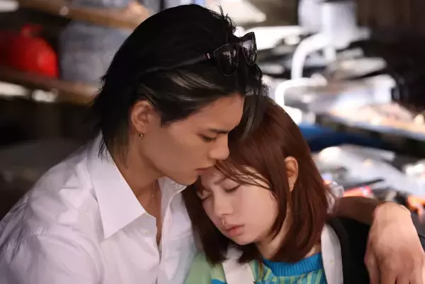 『ESCAPE』第6話　“結以”桜田ひより、“大介”佐野勇斗に自らの秘密を明かす