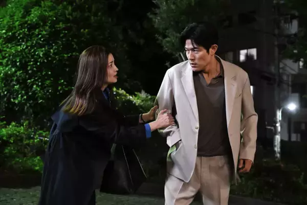 『リブート』“早瀬”鈴木亮平、“麻友”黒木メイサの告白に衝撃　ネット鳥肌「どゆこと？？」「急展開」（ネタバレあり）