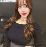 「ウエスト58cmの現役看護師グラドル、黒ニット姿で舌ペロ「スタイル抜群すぎる」「美しい」と絶賛の声」の画像1