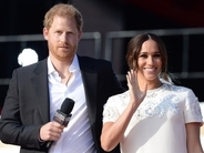 ヘンリー王子とメーガン妃、プライベートジェットにタダ乗り？