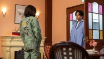 中島健人、謎多きフェロモンだだ漏れコンビニ店長役で無理難題を解決！『コンビニ兄弟』今夜スタート