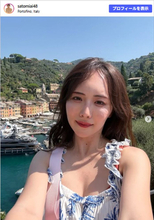 “会社員のお姉さん”インフルエンサー美女、透き通る素肌のデコルテあらわワンピ姿に反響