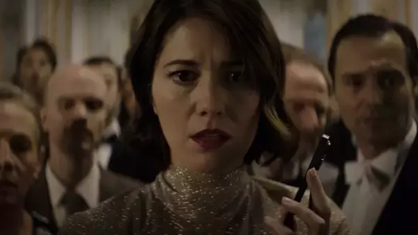 映画『億万長者の不都合な終末』予告編＆場面写真解禁　謎の奇病“リッチフルエンザ”とは？
