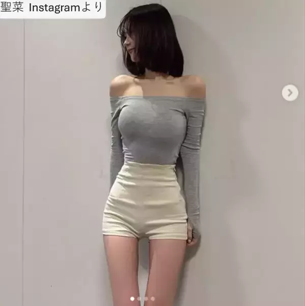 16歳で妊娠・ギャルモデル、オフショルダー×ショーパン姿が「スタイル抜群」　ネット騒然