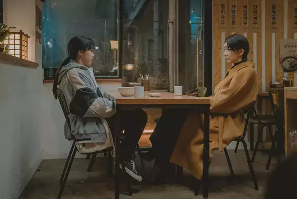 韓国映画『大丈夫、大丈夫、大丈夫！』4.10公開　“母を失くした女子高生”と“完璧主義の先生”の心の交流描く