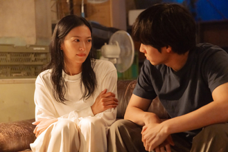 『あにいもうと』“奈緒”榮倉奈々、“修司”赤楚衛二の前で涙　近づく展開に「美しい見つめ合い」の声