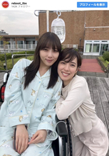 戸田恵梨香＆与田祐希、“姉妹ショット”に反響「美人姉妹」「仲良し姉妹」