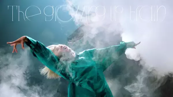 櫻坂46、14thシングル「The growing up train」MV公開　スタンドマイクでパフォーマンス