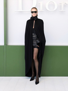 シャーリーズ・セロン、ディオールのショーでエレガントな美貌を披露　今田美桜＆河合優実らも来場