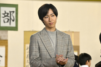 SnowMan阿部亮平、映画『君のクイズ』追加キャストに　主人公の中学校の教師を演じる