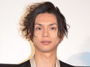 水嶋ヒロ、久しぶりのインスタ更新で娘の成長にしみじみ「絢香と10センチしか違わないんだよ」　2ショットも公開