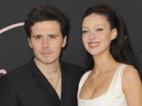 ベッカム長男結婚式のDJ、疑惑の「不適切」な母息子ダンスについて“証言”