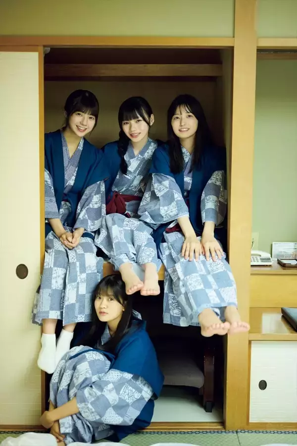 乃木坂46 5期生写真集『あの頃、乃木坂にいた』、浴⾐ではしゃぐ“本気の修学旅⾏”カット解禁
