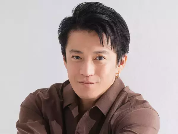 『豊臣兄弟！』“信長”小栗旬、浅井三姉妹と対面　意外な言動にネット驚き「叔父さんの顔」「謝った…!?」