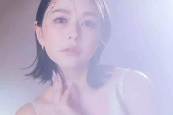 村重杏奈「峰不二子みたいになりたかった」　“ヘルシーなエロ”をテーマに魅せるラスト写真集