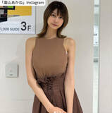 「171cm“人気ABEMAアナウンサー”、タイトなニット姿が「スタイル抜群」「可愛い」「美しすぎる」」の画像1