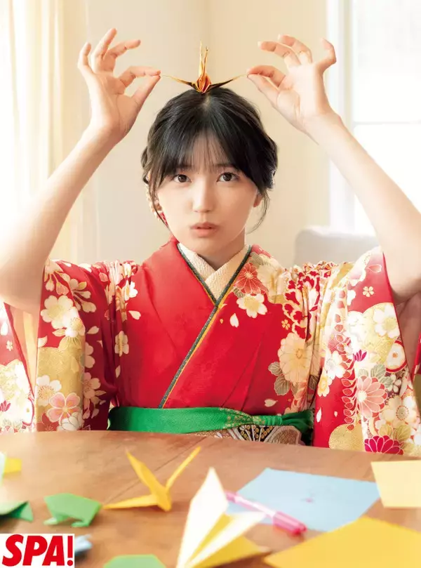 乃木坂46・五百城茉央の華やか晴れ着！　2.5次元モデル美女の妄想グラビアも