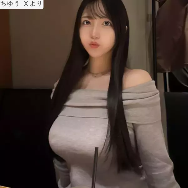 フォロワー500万の165cm美女、オフショルダー姿で抜群プロポーション全開　ネット騒然