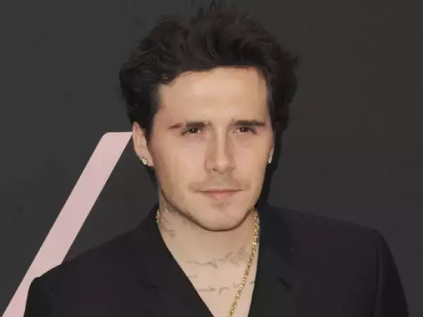 ブルックリン・ベッカム、不仲の家族への皮肉を込めたタトゥーを新たに追加