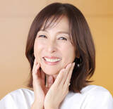 「伝説のグラビアクイーン・かとうれいこ56歳、真っ赤なドレスで美スタイル全開「綺麗すぎる」「世界一」」の画像1