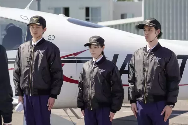 『舞いあがれ！』“舞”福原遥、初フライトで涙目　ネットも感動「こっちまで泣きそう」