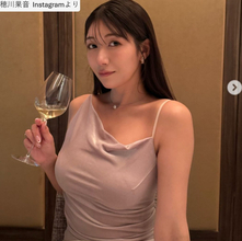 170cm“美しすぎる気象予報士”穂川果音、抜群プロポーション全開のドレス姿にネット騒然