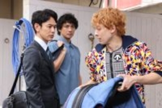 『ザ・ロイヤルファミリー』第4話 “栗須”妻夫木聡、金髪のジョッキー“佐木”高杉真宙と出会う