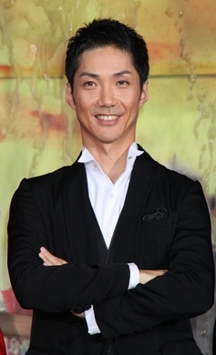 野村萬斎の長女 彩也子がcmデビュー Kumon 新cmで父 弟 裕基と初共演 19年1月21日 エキサイトニュース