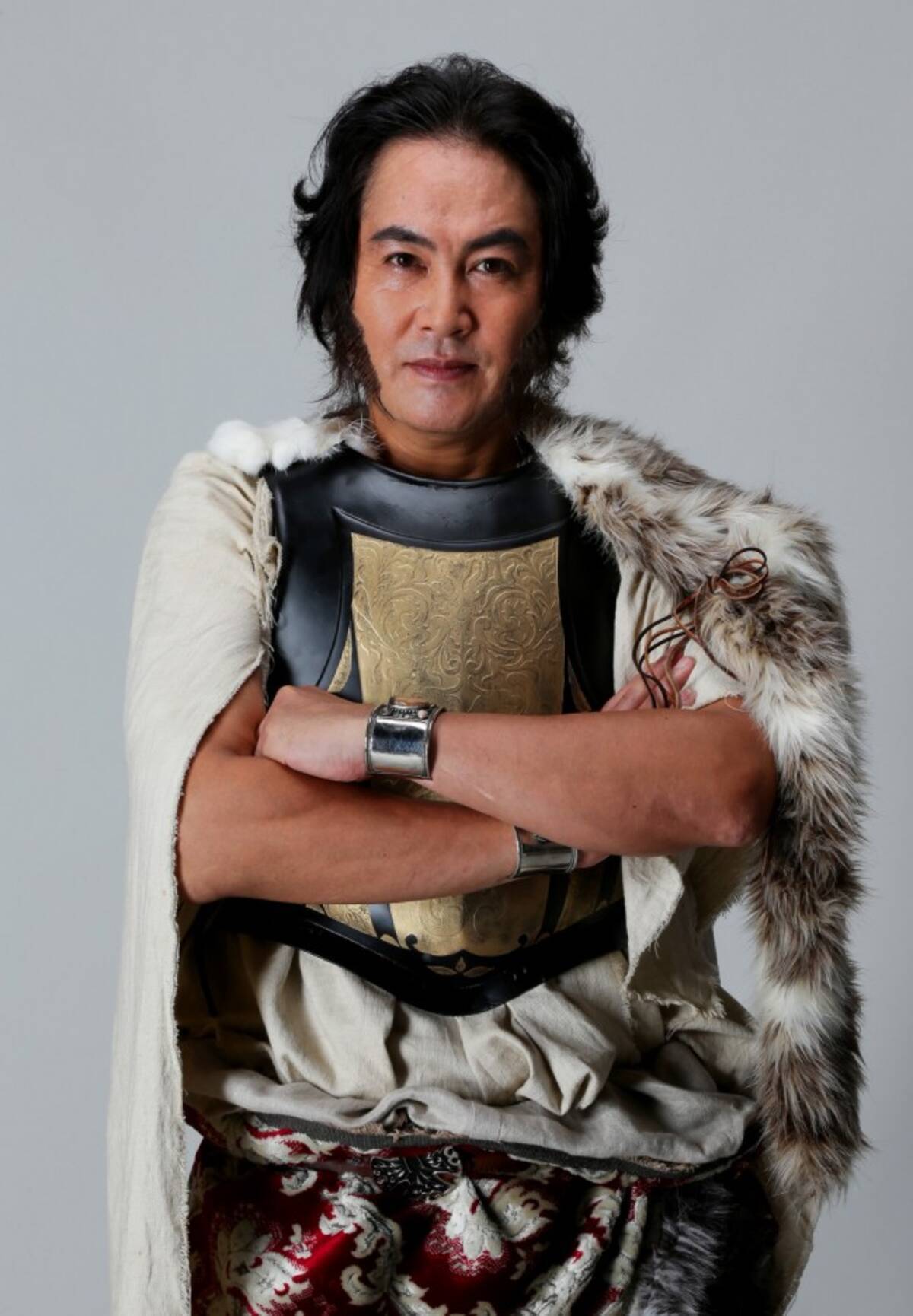 おっさんはおっさんらしく 宅麻伸が深夜ドラマ 勇者ヨシヒコと悪霊の鍵 で新境地を開拓 12年11月29日 エキサイトニュース