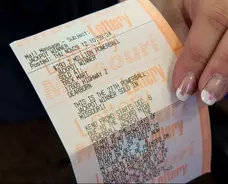 寝酒は逆効果？ 快眠と飲食の重要な関係性 (2013年1月5日) - エキサイトニュース