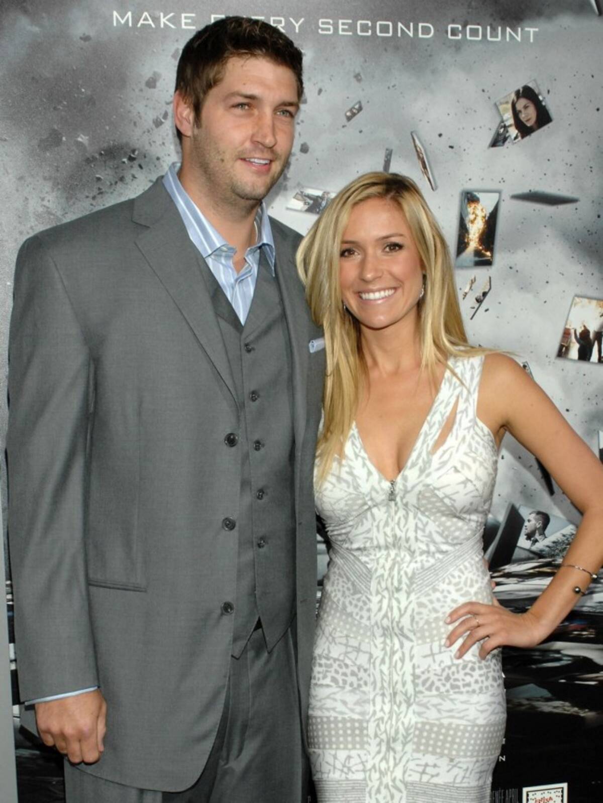 ヒルズ クリスティン カヴァラーリ 婚約破棄した彼氏と夏に結婚 13年3月9日 エキサイトニュース