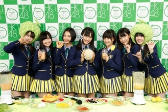HKT48セカンドシングル発売記念　原宿が「メロンジュース」色に染まった！