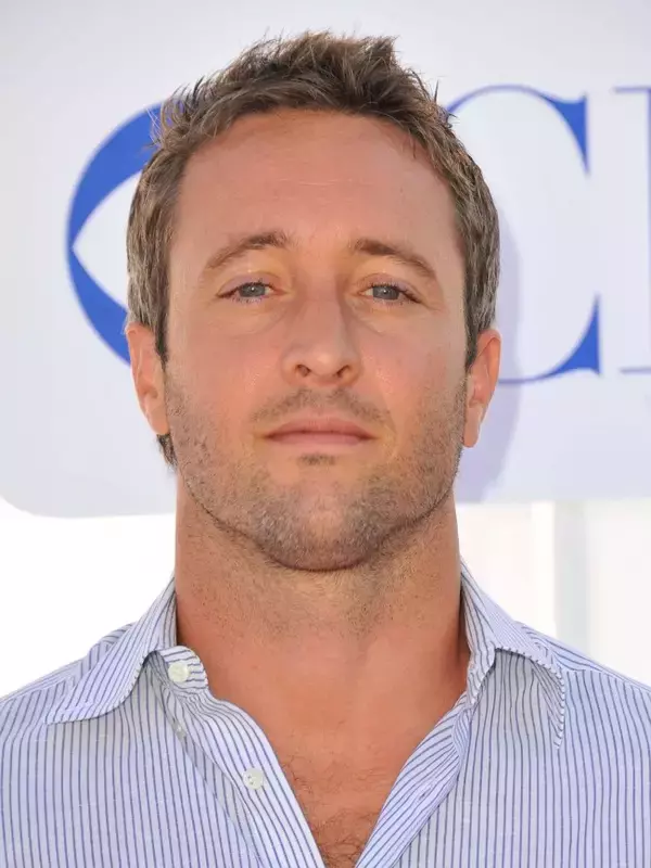 『Hawaii Five‐0』スティーヴ役アレックス・オロックリンが極秘結婚