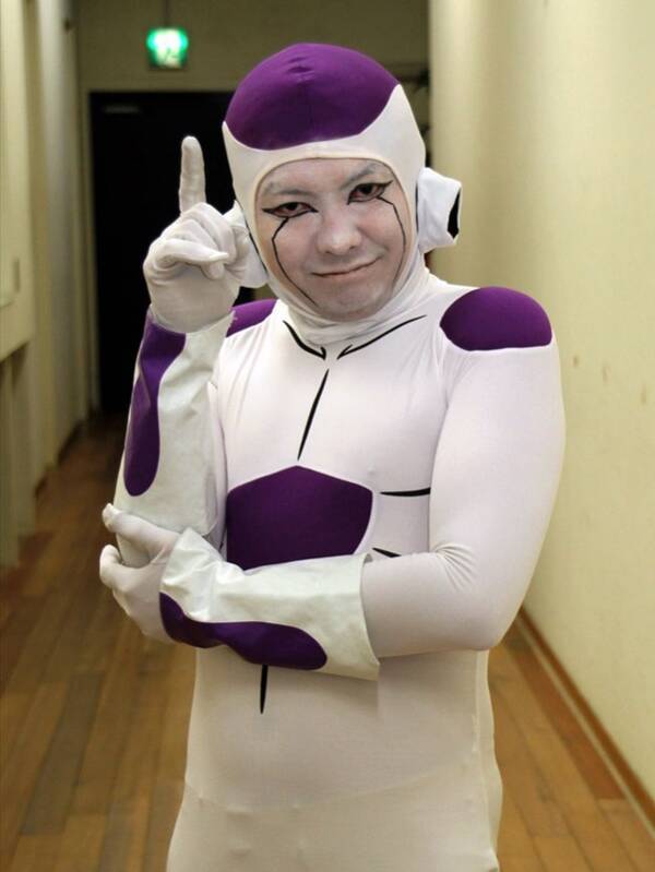 15年は フリーザ イヤー ドラゴンボール芸人 フリーザ山本 ブレイクの予感 15年1月11日 エキサイトニュース 15年は フリーザ イヤー ドラゴンボール芸人 フリーザ山本 ブレイクの予感 15年1月11日 エキサイトニュース