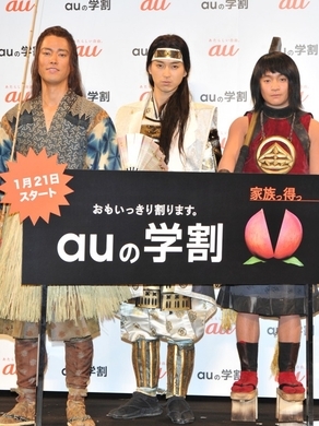 織ちゃん 川栄李奈 月からカムバック Au三太郎新cmで 金ちゃん 濱田岳とイチャつき放題 年7月1日 エキサイトニュース