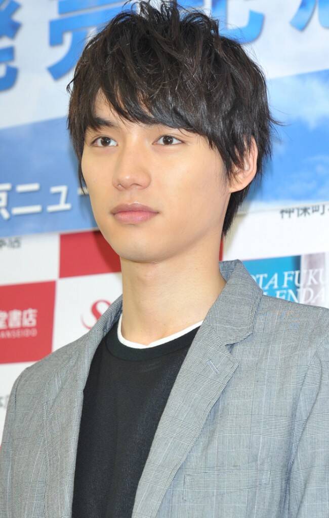 福士蒼汰 ストロボ エッジ 蓮の 癖 がお気に入り 鎖骨を触りたくなる 15年3月23日 エキサイトニュース