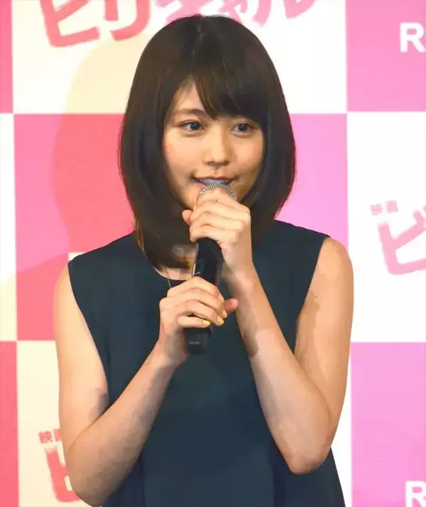 有村架純、“下着まる見え”トークに困惑 超ミニスカで「お尻を押さえて歩いた」
