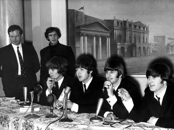 ジョン レノンとブライアン エプスタインの関係が映画化 キャスト候補も浮上 15年11月1日 エキサイトニュース ジョン レノンとブライアン エプスタインの関係が映画化 キャスト候補も浮上 15年11月1日 エキサイトニュース