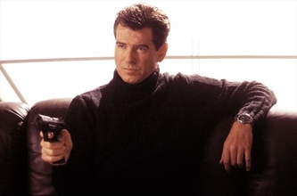 『007』最新作を元ボンドのP・ブロスナンが鑑賞「ボンドなのか、ボーンなのか」